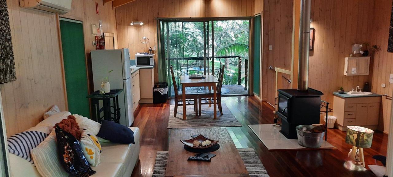 Treetops Montville Bagian luar foto